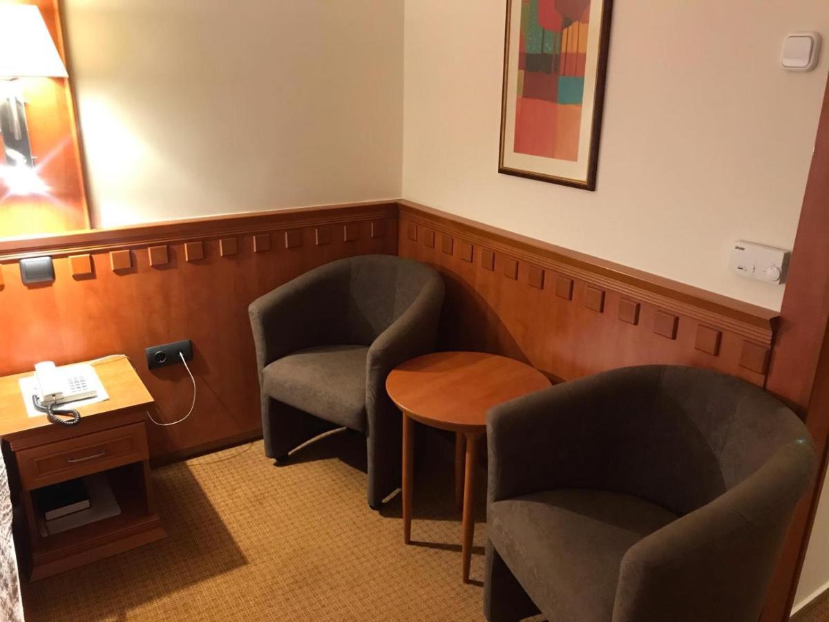 斯普克酒店 基什孔豪洛什 外观 照片